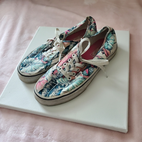 Vans shoes - Picture 2 of 5